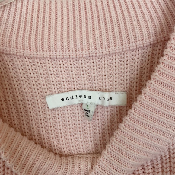Endless Rose Blush Pink Cropped Sweater size L - Picture 3 of 8